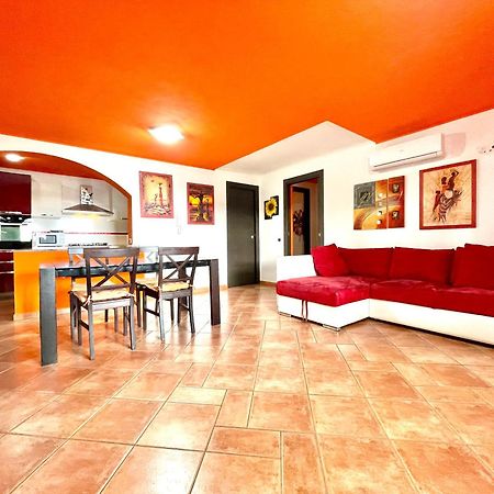 バリ・サルド Orange Houseヴィラ エクステリア 写真